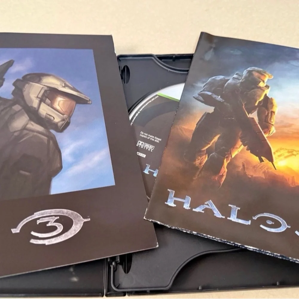 Halo 3 Essentials Special 2 Disc Edition Xbox 360 Complete with Manual & Poster